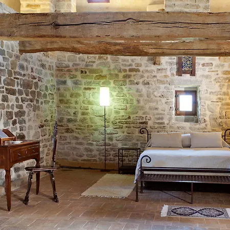 컨트리하우스 Castello Di Magrano *