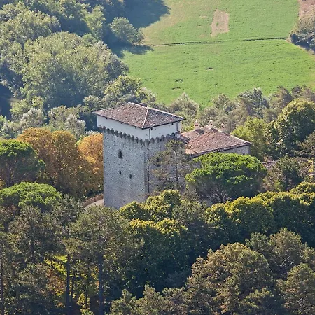 Castello Di Magrano * Carbonesca