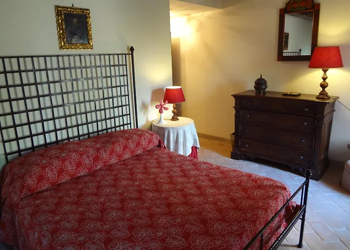 Castello Di Magrano * Carbonesca